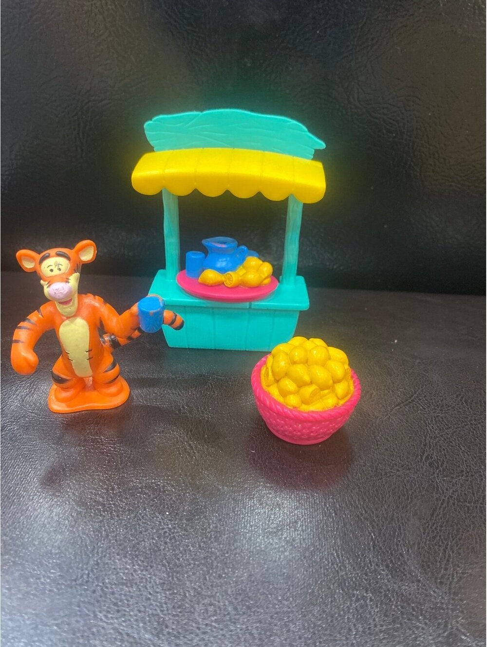 Winnie the Pooh Lemonade Stand